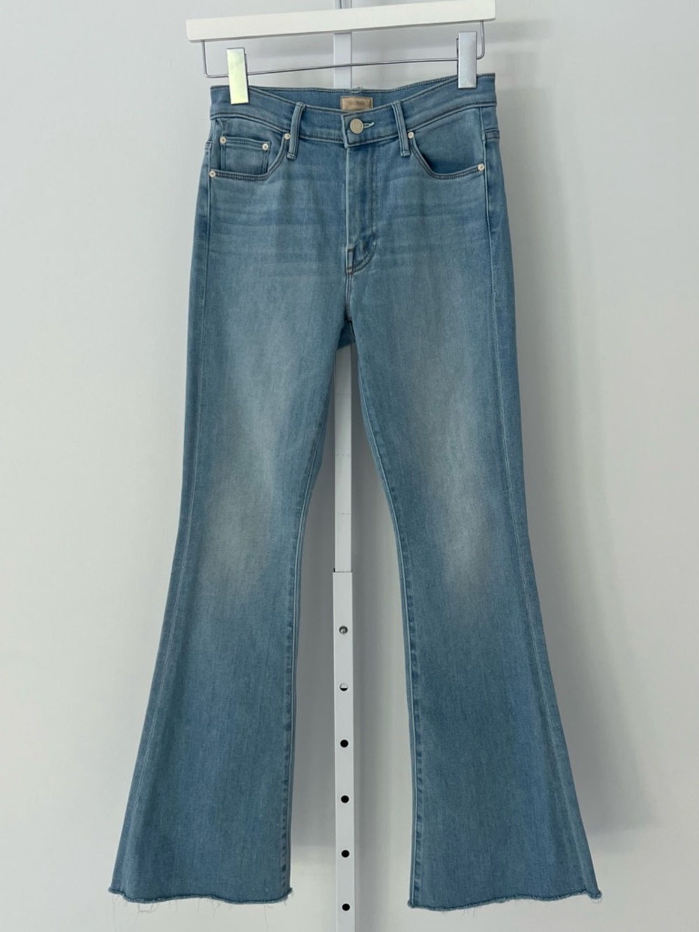 MOTHER THE WEEKENDER FRAY BLUE SWIMMING POOL SUNDAY STRETCH JEANS SIZE 26